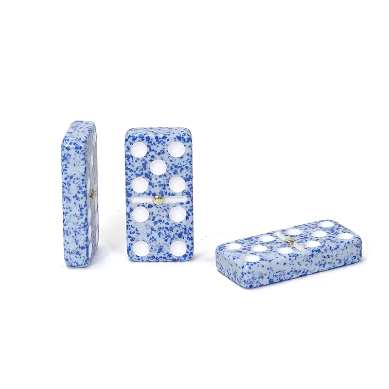 Qu'est-ce qui fait de Double 6 Dominoes un jeu incontournable pour chaque foyer ?